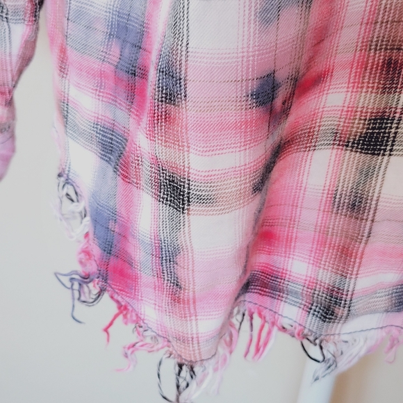 Beachlunchlounge custom button down size large - Picture 3 of 7